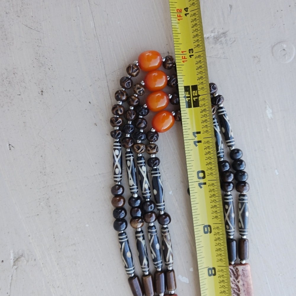 Vtg Tribal style 4 strand Hand carved Yak bone & resin Statement necklace Nepal - Picture 7 of 8